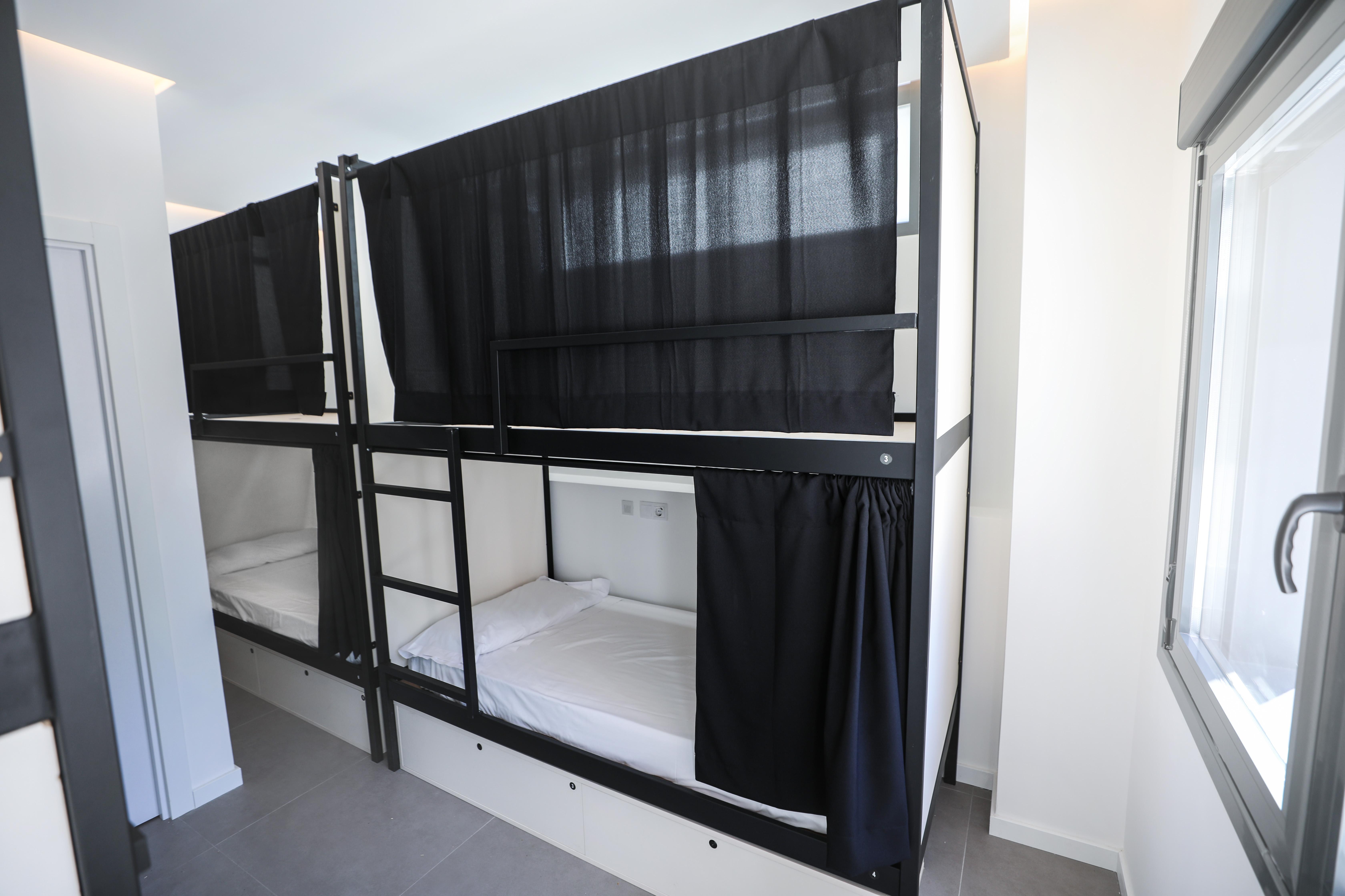 Hostel Myd La Latina Мадрид Экстерьер фото