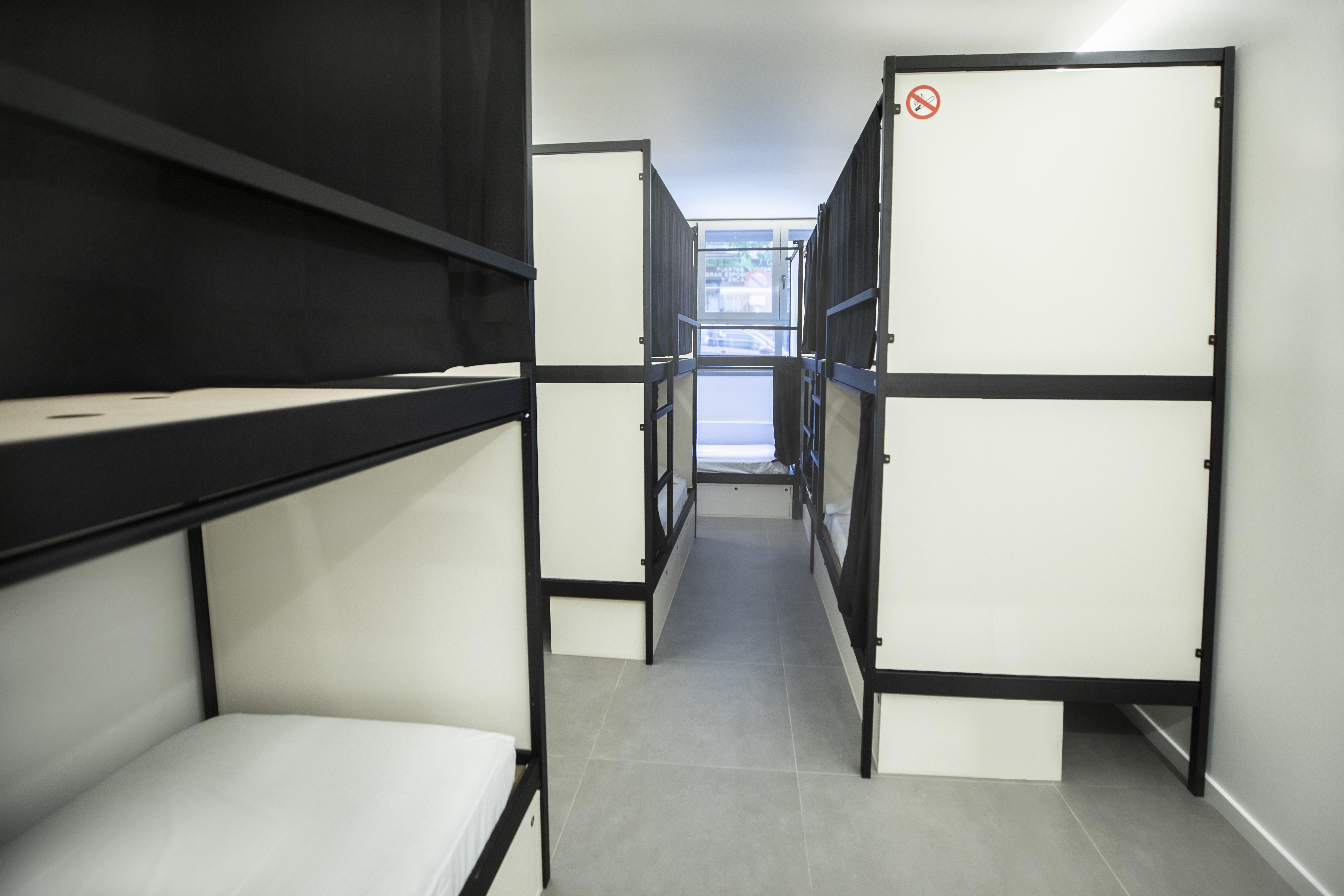 Hostel Myd La Latina Мадрид Экстерьер фото